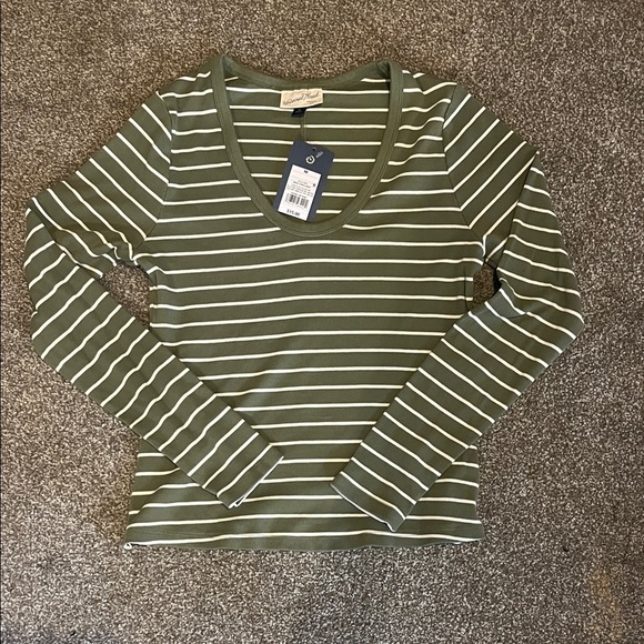 Universal Thread Tops - Universal Thread Olive Striped Long Sleeve Tee